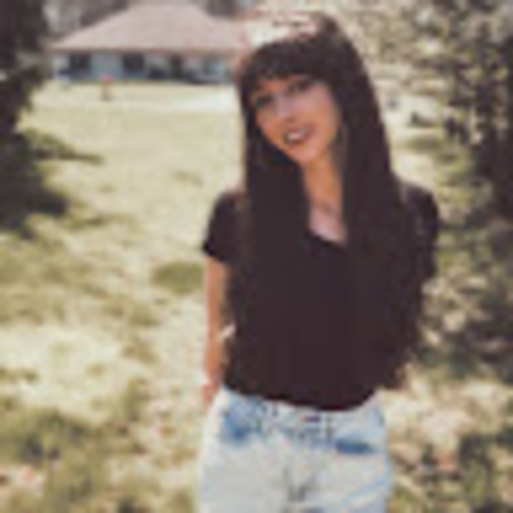 Meet your Posher, Abbey